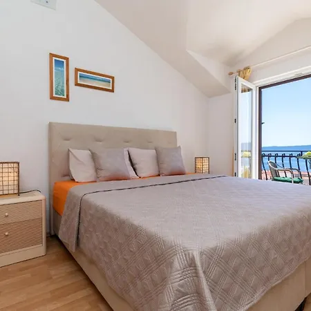 With Parking Space Bol, Brac - 2899 Daire Bol