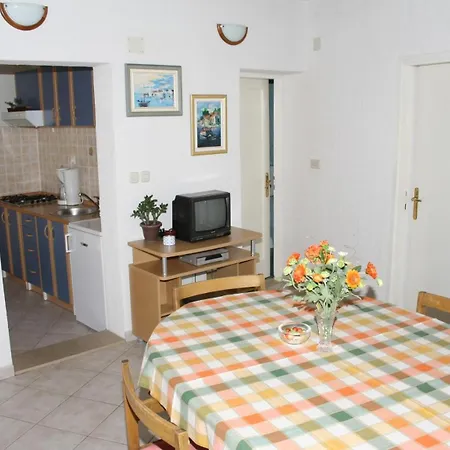 Apartment With A Parking Space Bol, Brac - 2899
